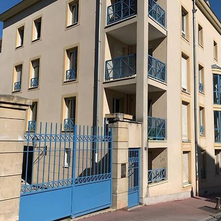 Superbe Appart Plein Centre Avec Parking & Jardin Мец Екстериор снимка