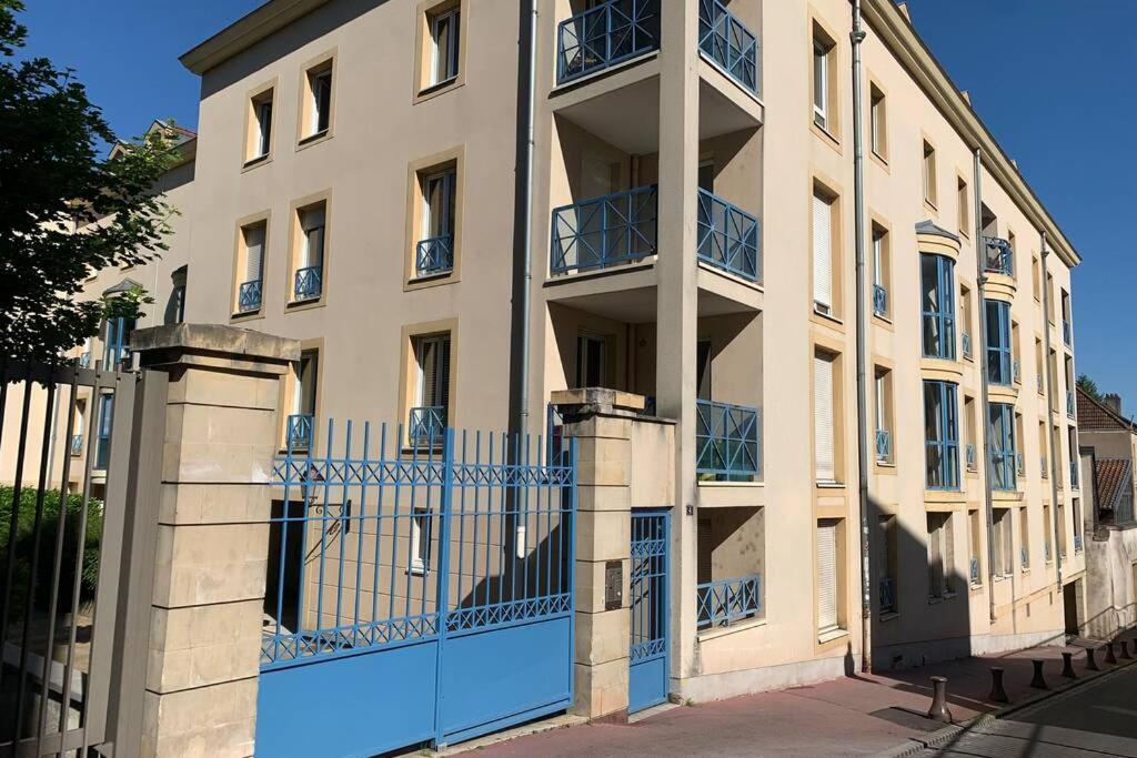 Superbe Appart Plein Centre Avec Parking & Jardin Мец Екстериор снимка